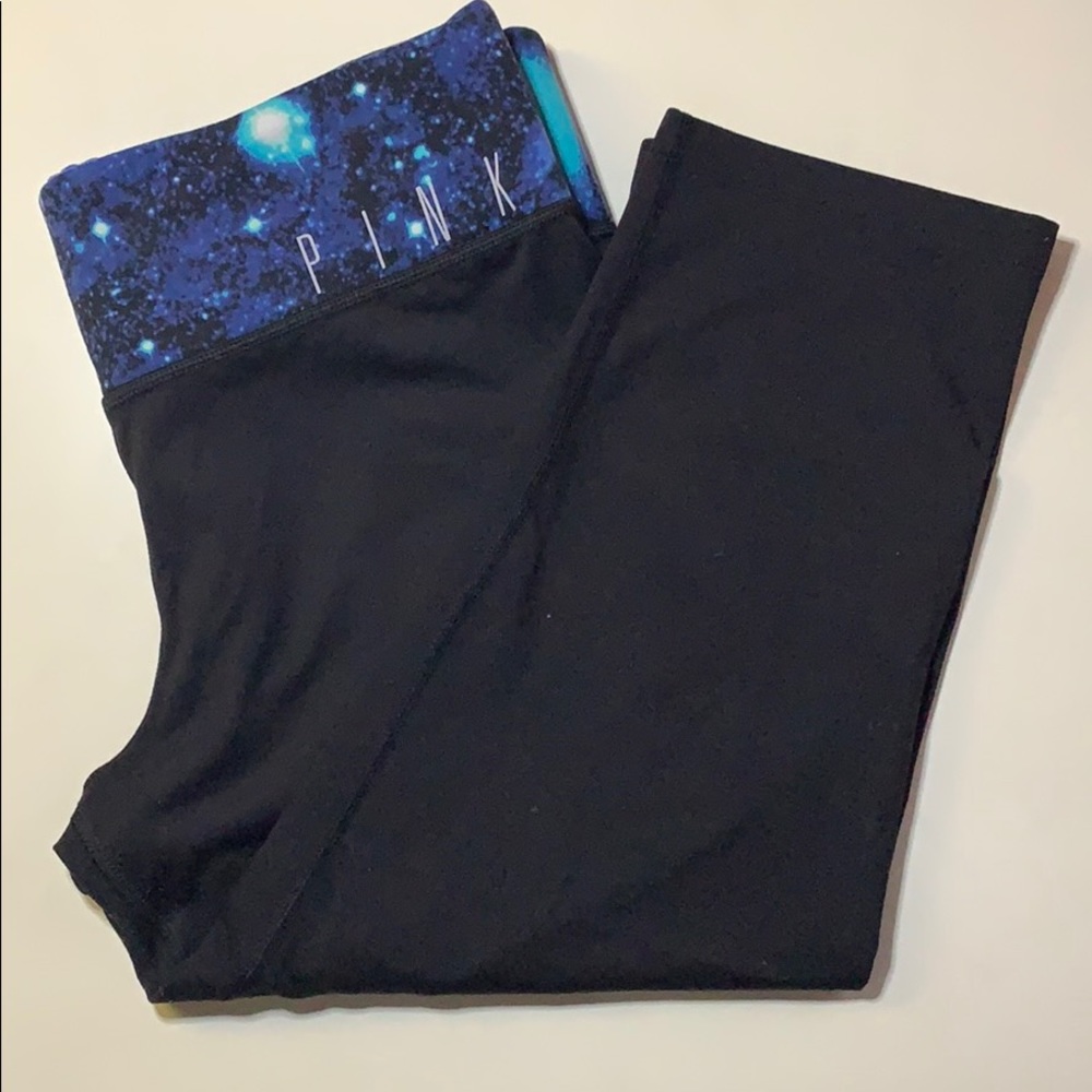 Victoria's Secret PINK Reversible Capri Yoga Pant